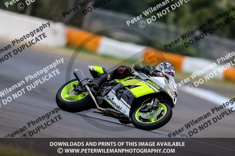 estoril;event digital images;motorbikes;no limits;peter wileman photography;portugal;trackday;trackday digital images